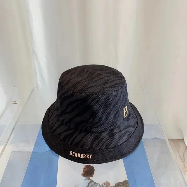 Burberry Bucket Hat Zebra Print