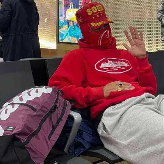 Hoodie Coca-Cola x Corteiz