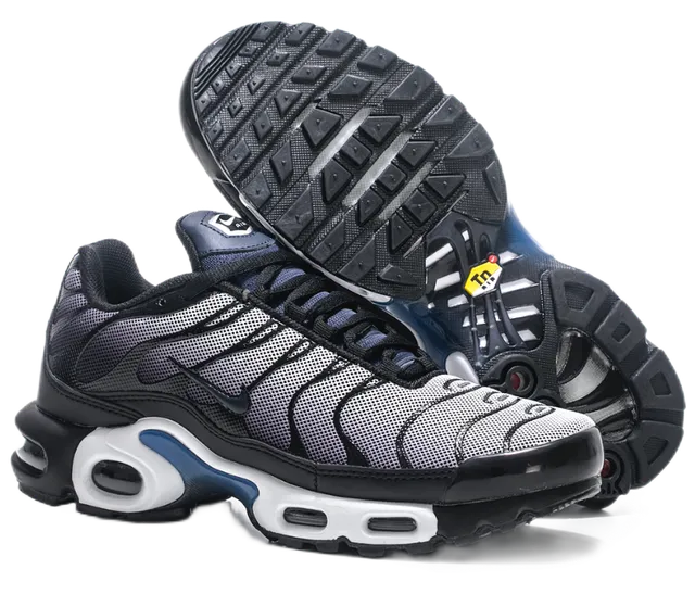 Nike Air Max Plus Triple Black Grey