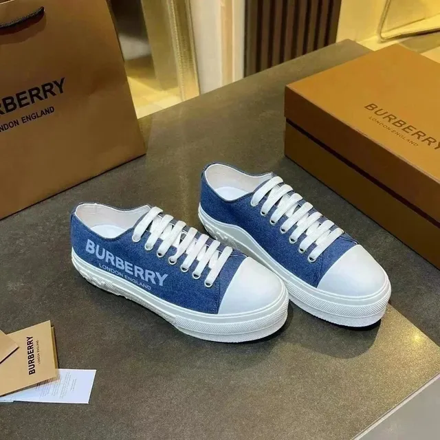 Burberry Canvas Sneaker Logo Print