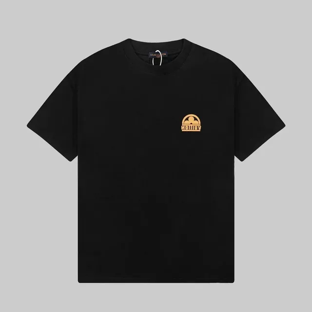 Louis Vuitton T-Shirt Gold Logo