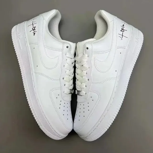 Nike Air Force 1 Low Triple White