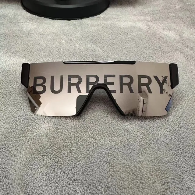 Burberry Shield Sunglasses Logo Print