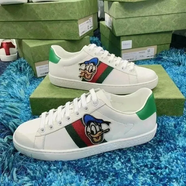 Gucci × Disney Ace Sneaker Donald Duck Web