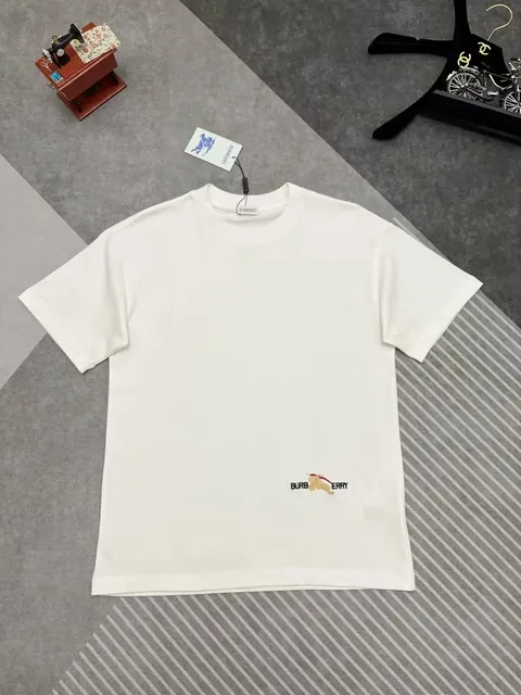 Burberry Equestrian Knight Tee Embroidered Logo