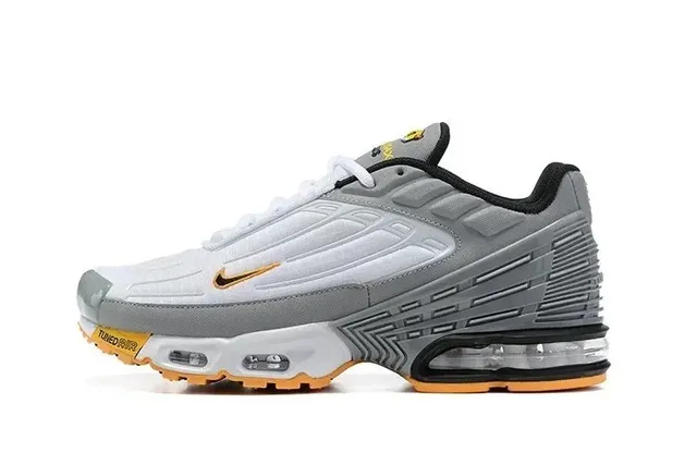Nike Air Max Plus Tuned