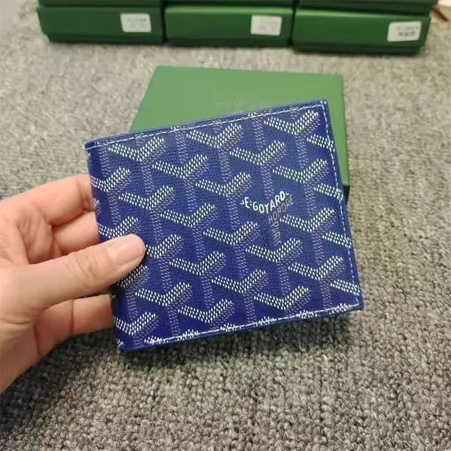 宝蓝色