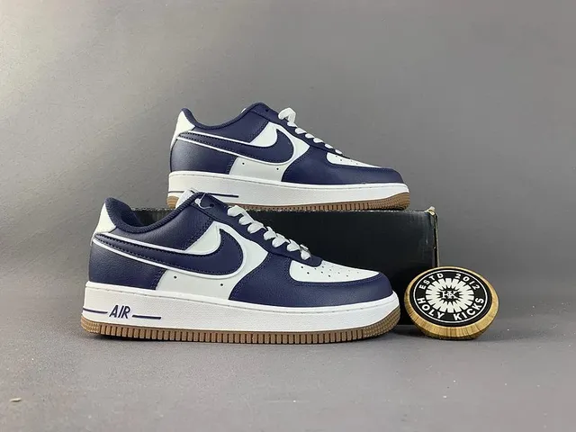 Nike Air Force 1 Low Navy White Gum