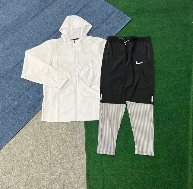 Nike Windrunner Jacket & Striped Tights Set White/Black