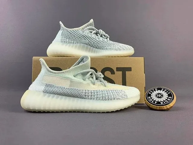 Yeezy Boost 350 V2 Zebra
