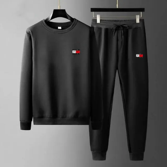 Tommy Hilfiger Crewneck Sweatshirt and Jogger Set Logo Patch