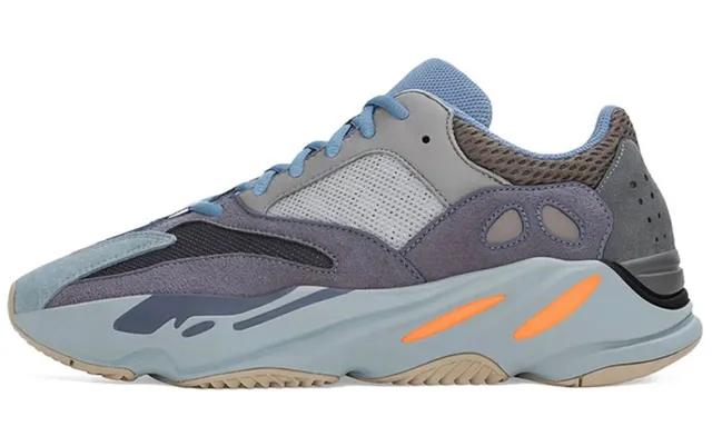 Yeezy 700 Wave Runner