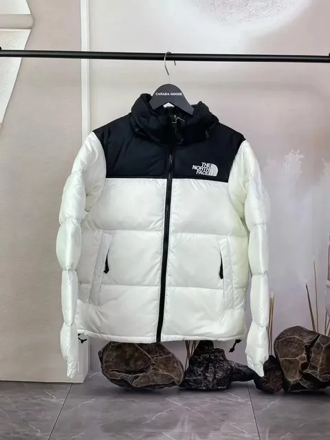 纯白