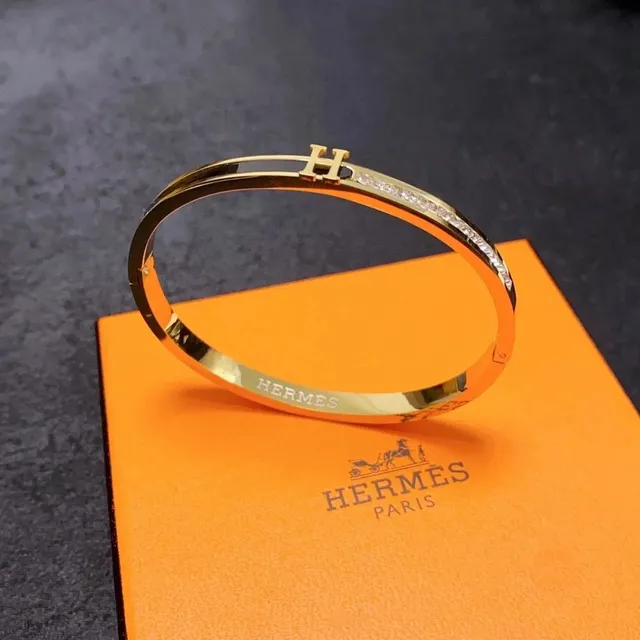 Hermès Juste un Clou Bracelet Paved with Diamonds