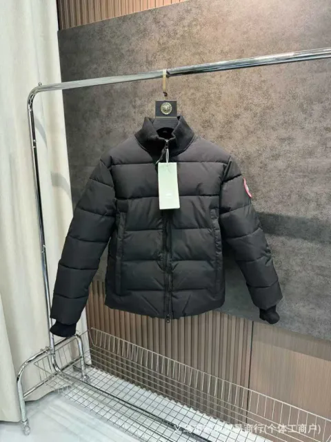 Hoodless black