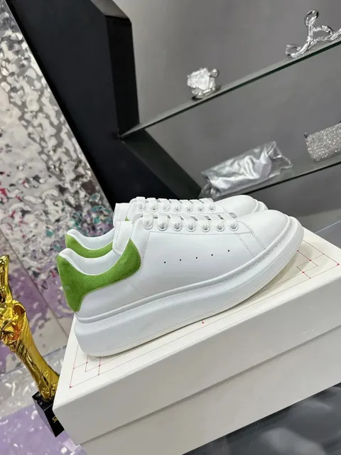 Alexander McQueen Oversized Sneaker