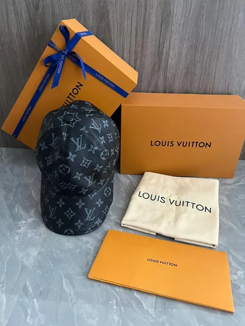 Louis Vuitton Baseball Cap Monogram Leather