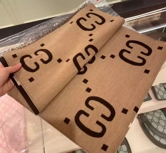 Gucci GG Logo Scarf