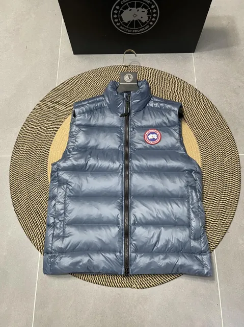 Canada Goose Puffer Vest Classic Fit