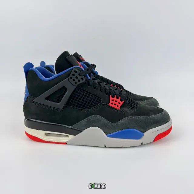 Air Jordan 4 Bred