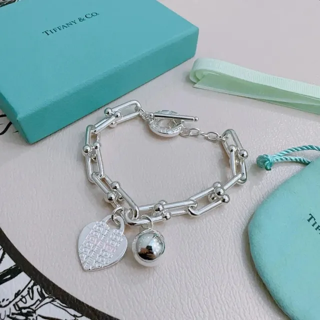 Tiffany & Co. HardWear Bracelet Heart Tag & Ball Charm
