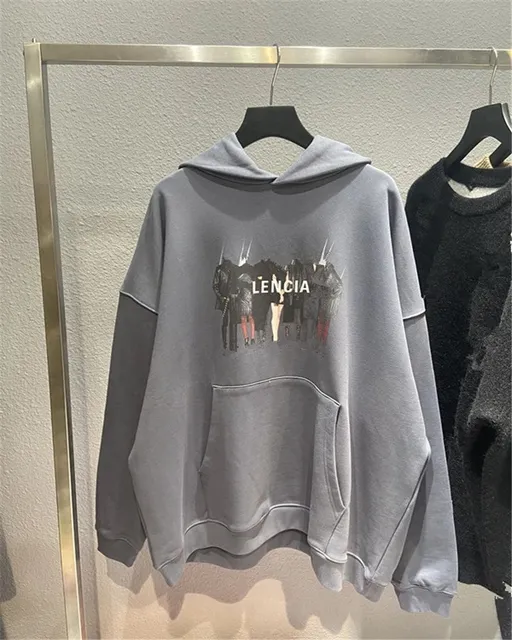 深灰色