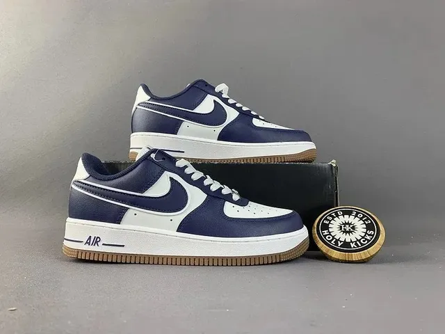 Nike Air Force 1 Low Navy White Gum