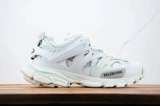 Balenciaga Triple S White