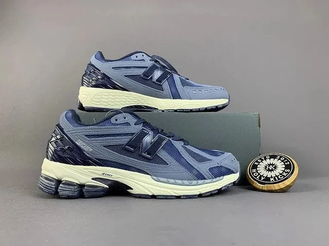 New Balance 2002R Navy Grey