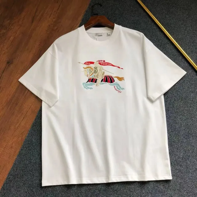 Burberry Equestrian Knight Tee Embroidered Knight