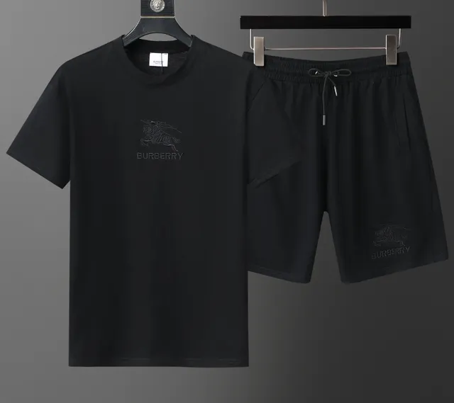 Burberry Equestrian Knight Logo Set