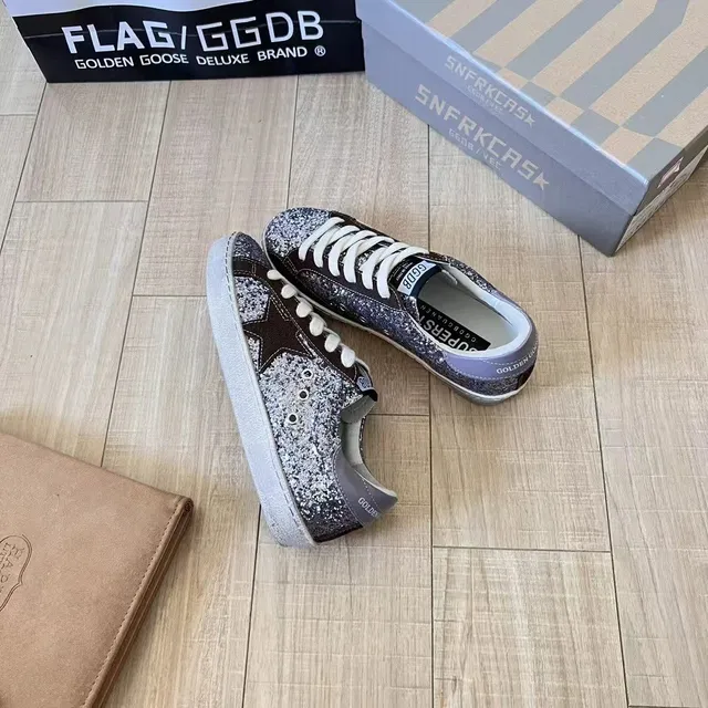 Golden Goose Superstar Glitter Star
