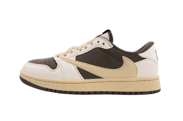Nike × Travis Scott Dunk Low Cactus Jack