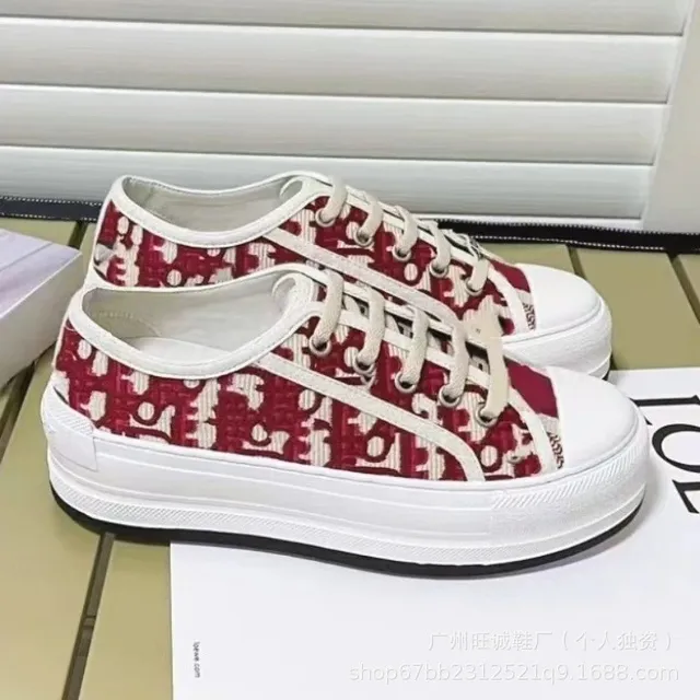 厚底 字母 红色