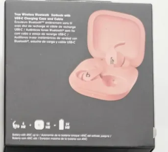 Apple AirPods with USB-C Charging Case
