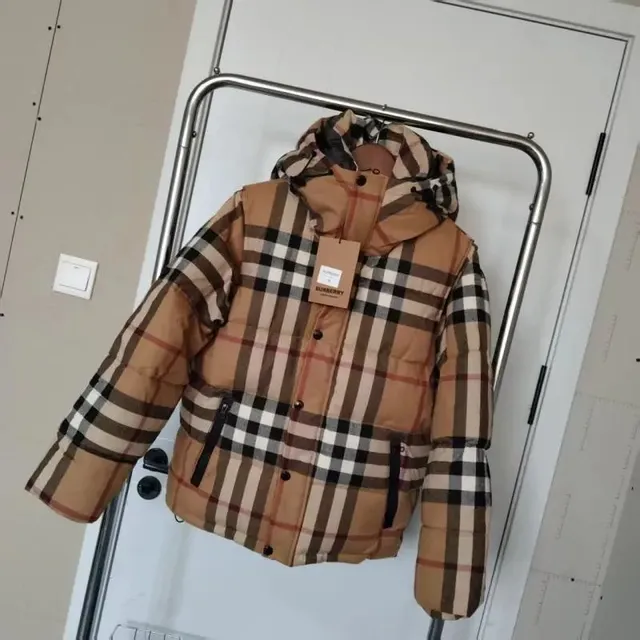 Burberry Check Puffer Jacket Vintage Check