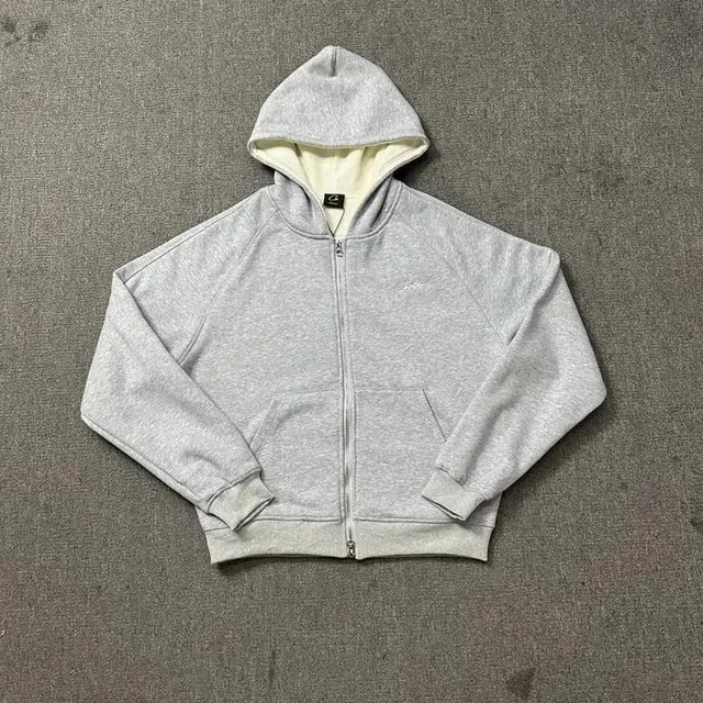 刺绣款