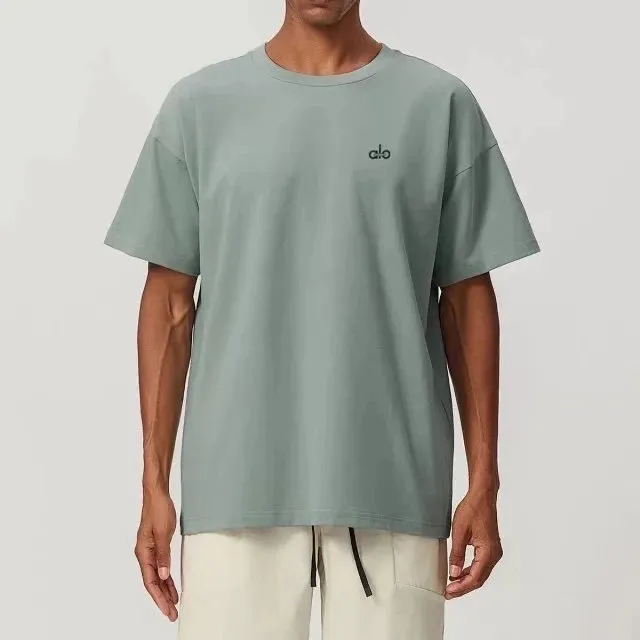 浅绿色