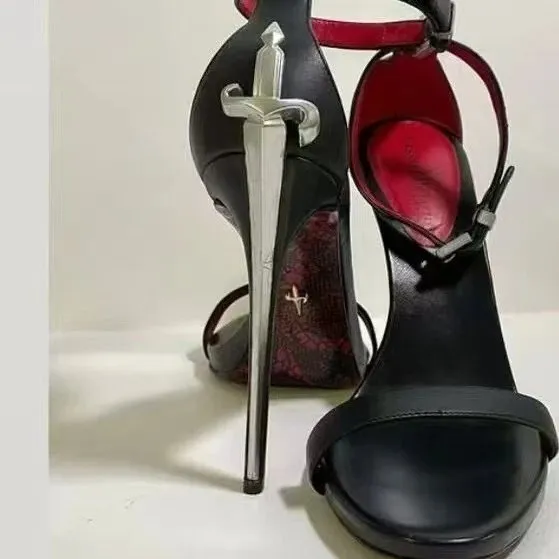 银色皮面
