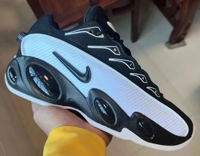 Nike Air Max TN Triple Black/White