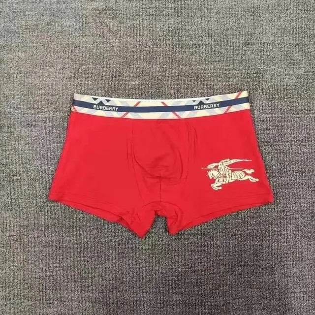 红色