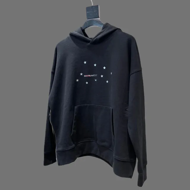 星星字母logo