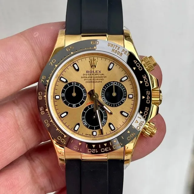Rolex Oyster Perpetual Cosmograph Daytona Gold Dial with Black Subdials