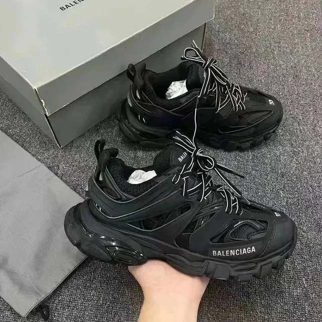 Balenciaga Triple S Black