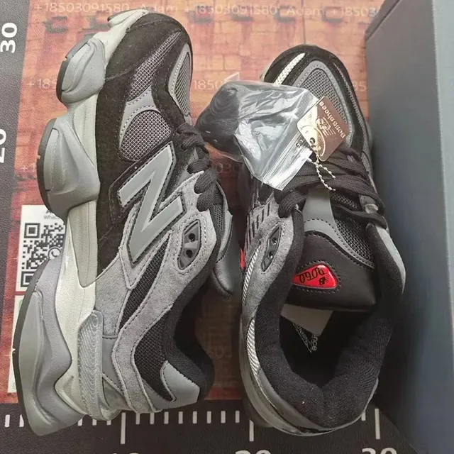 New Balance 9060 Black Grey
