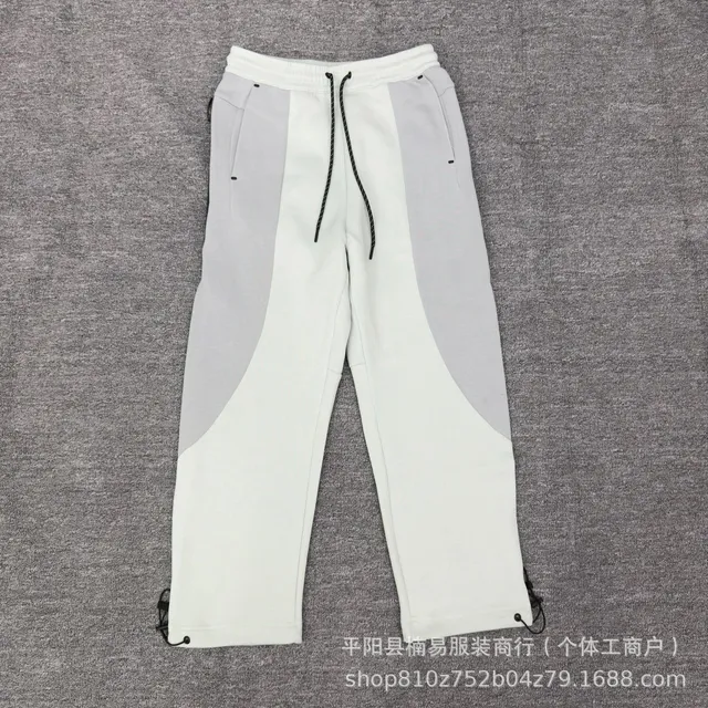 灰色长裤