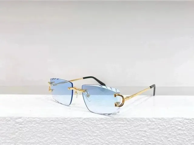 Cartier Juste Un Clou Sunglasses Gradient Blue Lens