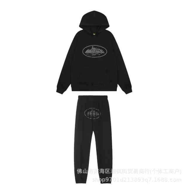 黑黑长裤