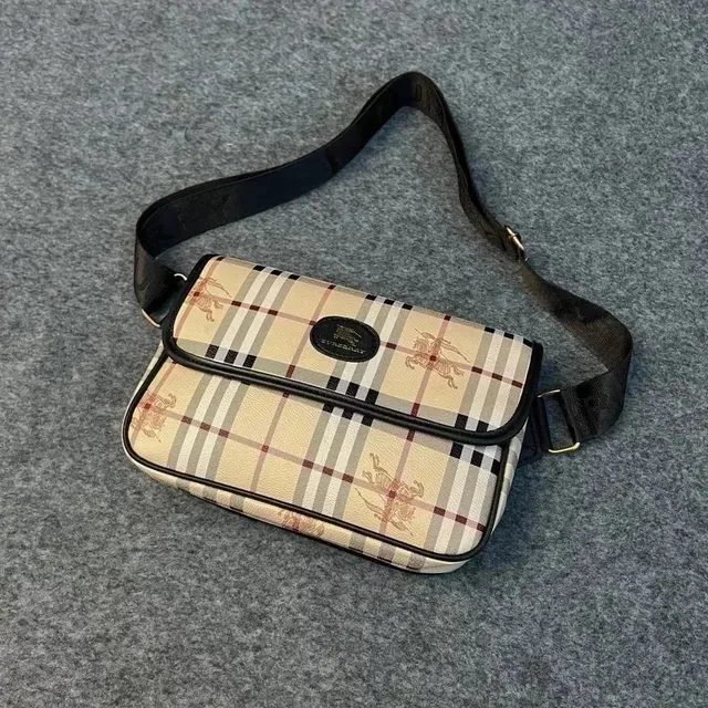 Burberry Shoulder Bag Vintage Check with Equestrian Knight Print