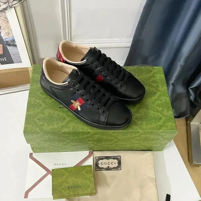 Gucci Ace Sneaker Bee Embroidery